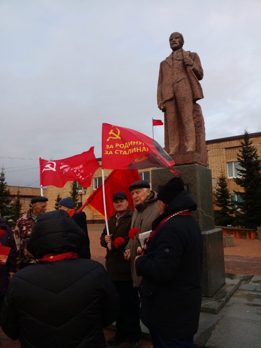 Красный Октябрь в Лотошино