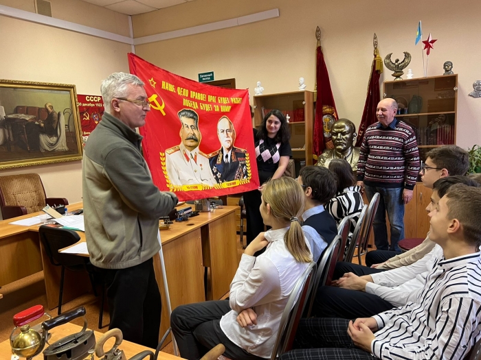 Коммунисты Рузы встречают гостей
