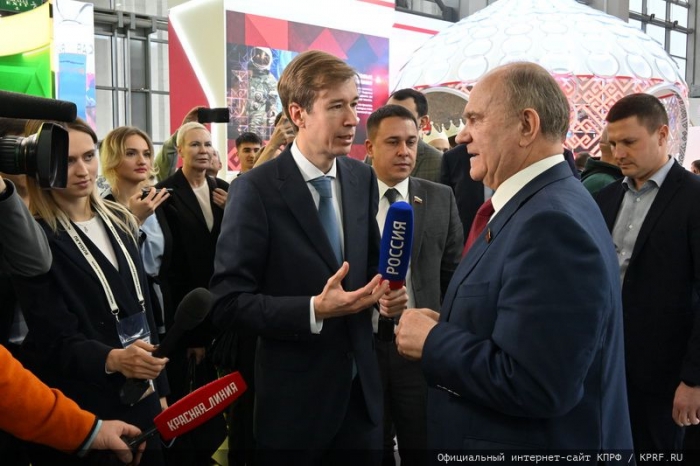 Г.А. Зюганов выступил в Москве на выставке-форуме «Россия» (ВДНХ) в День Ульяновской области