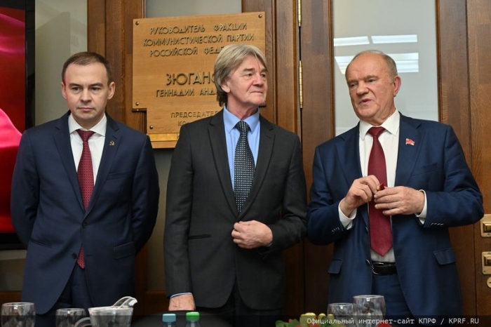 Председатель ЦК КПРФ Г.А. Зюганов провел встречу с представителями творческой интеллигенции