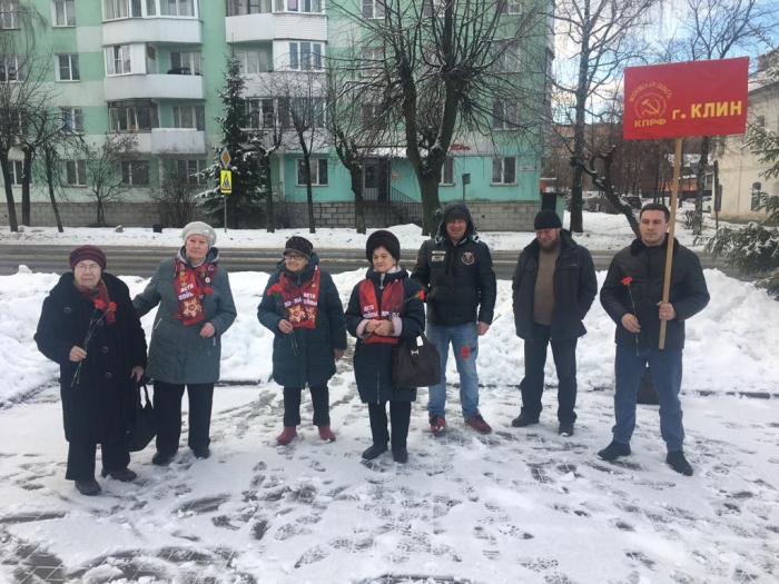 Клинские коммунисты почтили память о Великом Сталине