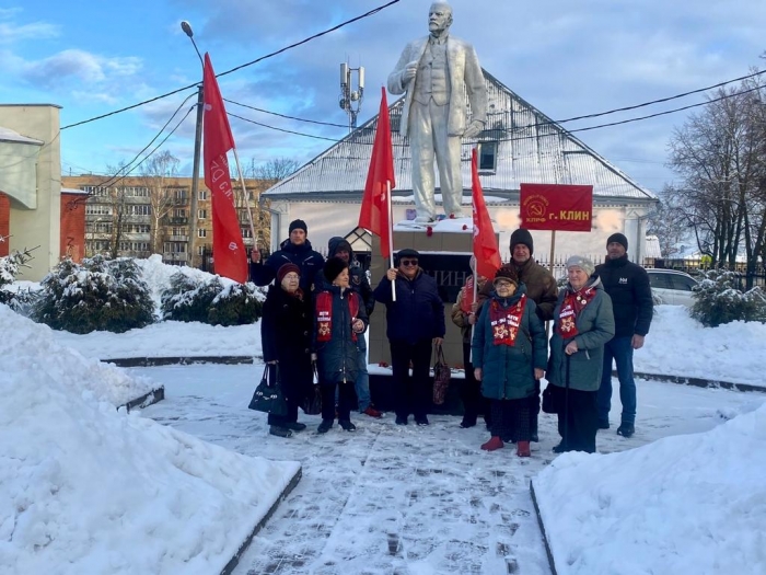 Клинские коммунисты почтили память о Великом Сталине