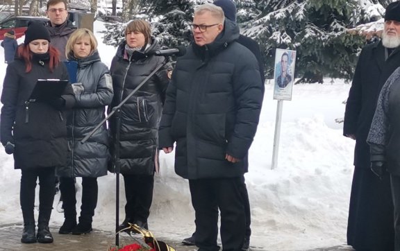 Руководитель фракции КПРФ Мособлдумы Александр Наумов принял участие в торжественном мероприятии в Ступино