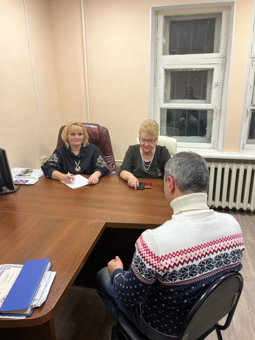 Депутат-коммунист Мособлдумы Елена Мокринская провела прием граждан во Фрязино