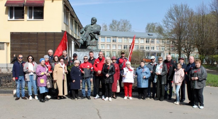 Памятник В.И. Ленину – символ борьбы и победы