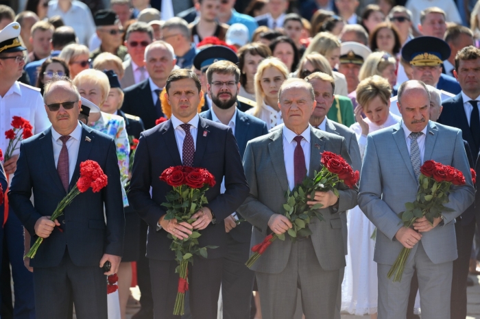 � ���� ���������� ������������ ��� ������ � 82-� ��������� ��� ������������ �� �������-���������� �����������