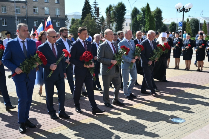 � ���� ���������� ������������ ��� ������ � 82-� ��������� ��� ������������ �� �������-���������� �����������