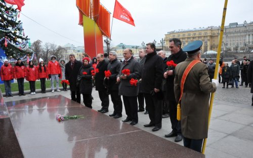 Г.А. Зюганов: Не дадим ворам и жуликам украсть наши голоса!