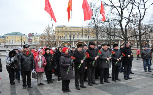 Г.А. Зюганов: Не дадим ворам и жуликам украсть наши голоса!