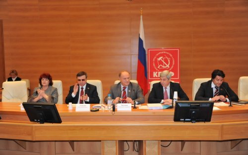 Коммунисты вносят законопроект «Образование для всех». Пресс-конференция Г.А. Зюганова в Государственной Думе