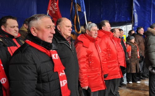 «Путину – нет! Зюганову – да!»: В Москве прошел многотысячный митинг оппозиции за честные выборы и достойную жизнь