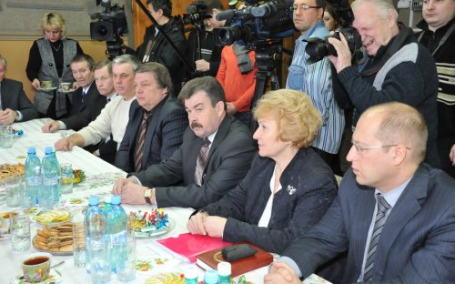 Свое производство – превыше всего! Г.А. Зюганов посетил с рабочим визитом подмосковный Павловский Посад
