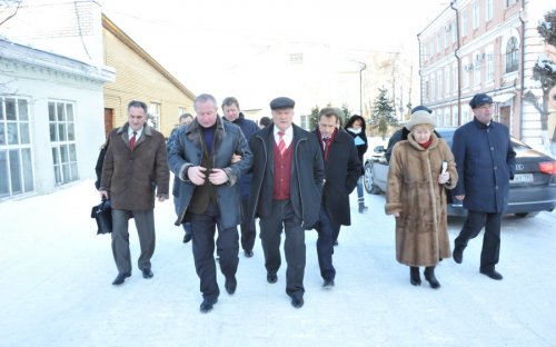 Свое производство – превыше всего! Г.А. Зюганов посетил с рабочим визитом подмосковный Павловский Посад
