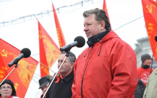 Г.А. Зюганов на митинге в Москве: Нас не поставить на колени!