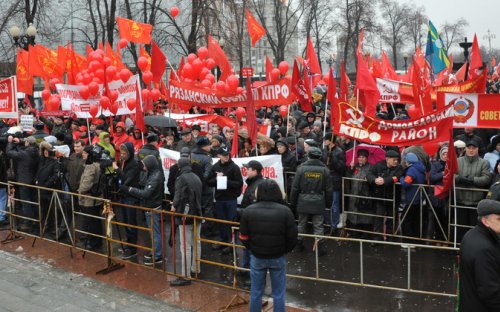 Г.А. Зюганов на митинге в Москве: Нас не поставить на колени!
