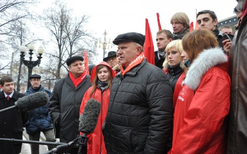 Г.А. Зюганов на митинге в Москве: Нас не поставить на колени!