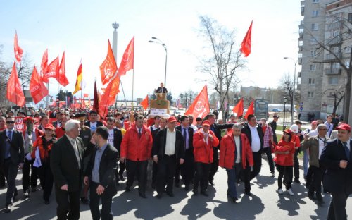 НАТО не пройдет! Репортаж о митинге КПРФ в городе Ульяновске