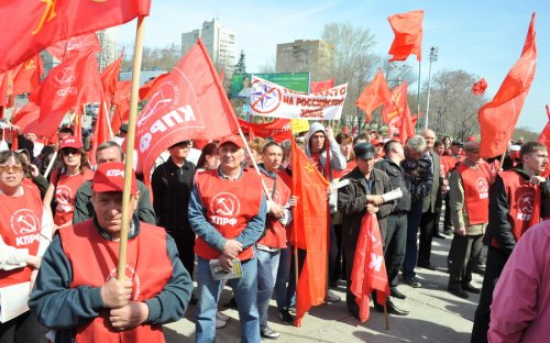 НАТО не пройдет! Репортаж о митинге КПРФ в городе Ульяновске