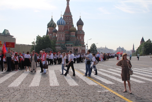 Свыше 4000 пионеров из Подмосковья приняли присягу на Красной площади 