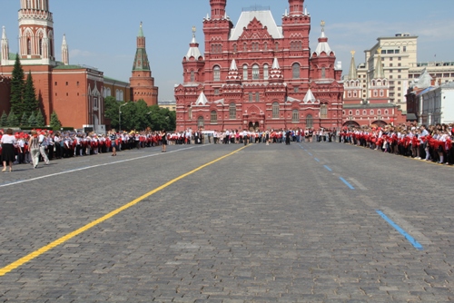 Свыше 4000 пионеров из Подмосковья приняли присягу на Красной площади 