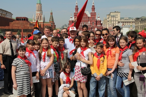 Свыше 4000 пионеров из Подмосковья приняли присягу на Красной площади 