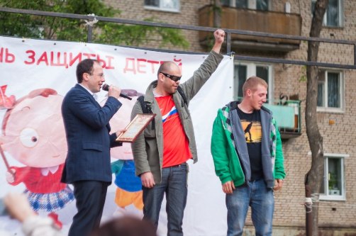 Что нам снег, что нам зной, что нам дождик проливной