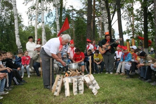 В городе Шатура 90-летие Всесоюзной пионерской организации отметили пионерским Слётом