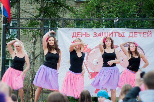 Что нам снег, что нам зной, что нам дождик проливной