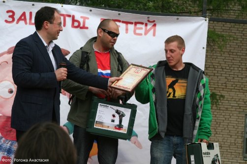 Что нам снег, что нам зной, что нам дождик проливной