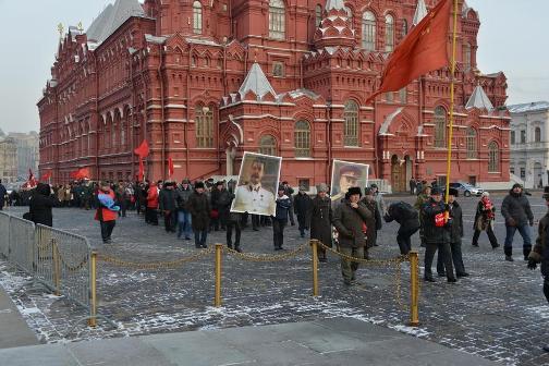 Москва. Цветы – Сталину!