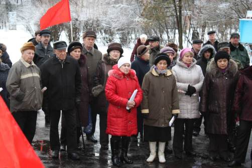 «Руки прочь от нашей поликлиники». Митинг протеста в мкр. Северный