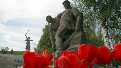 Это нужно не павшим, это надо живым…
