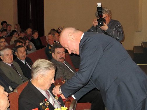 Это нужно не павшим, это надо живым…