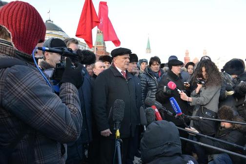 Учиться у Ленина и Сталина!