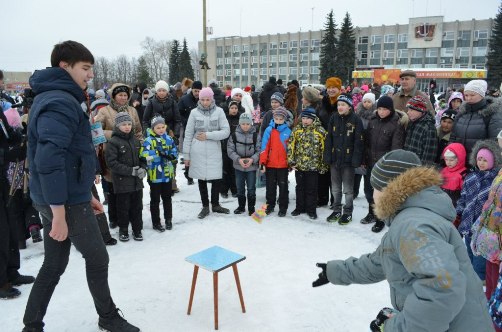 Сергиев Посад. Одна из лучших праздничных площадок у коммунистов