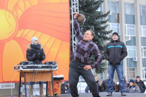 Сергиев Посад. Одна из лучших праздничных площадок у коммунистов