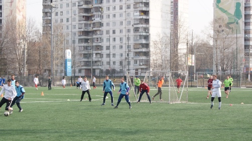 Поехали, все на футбол!