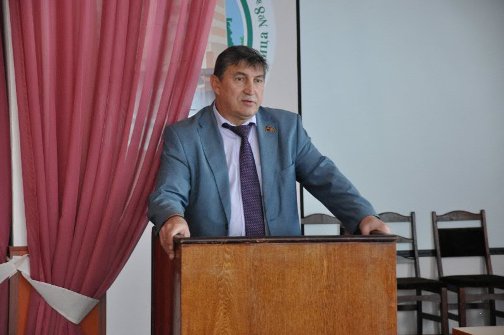 Обеспечим врачей достойными зарплатами и бесплатным жильем