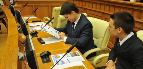 В Мособлдуме состоялся Парламентский урок «20 лет Московской областной Думе: тенденции и практика законопроектной деятельности вчера, сегодня, завтра»