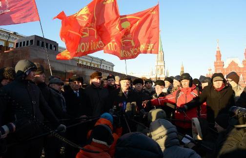 Возложение цветов к Мавзолею В.И. Ленина