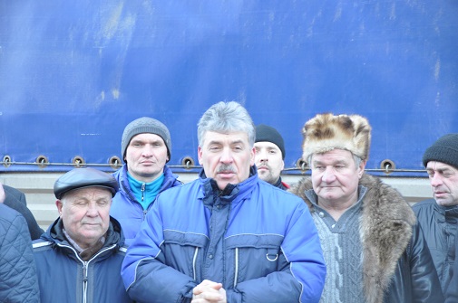 Коммунисты отправили двадцать восьмой гуманитарный конвой в помощь жителям Новороссии