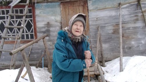 Коммунисты в гостях у лесной бабушки
