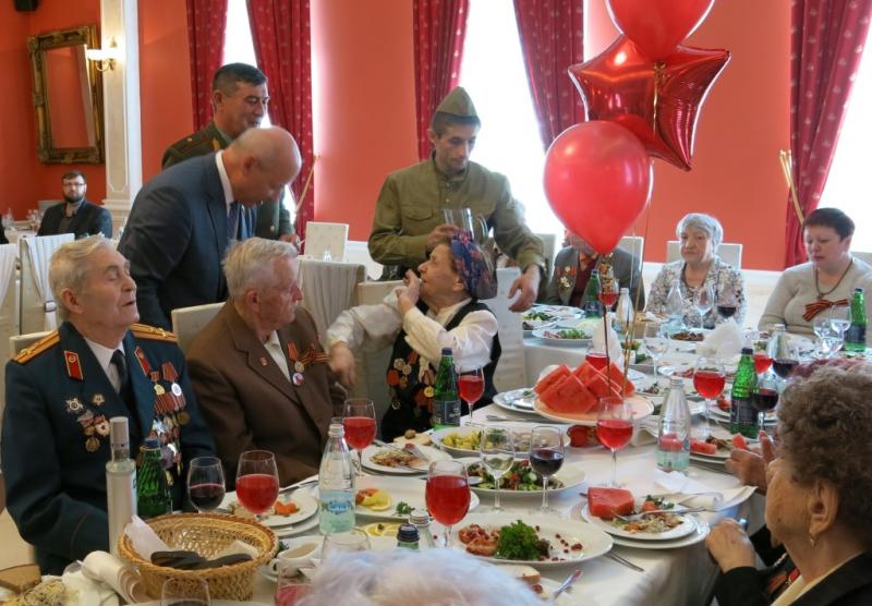 Ты же выжил, солдат! Хоть сто раз умирал...