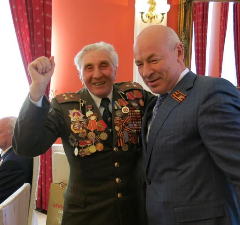 Ты же выжил, солдат! Хоть сто раз умирал...