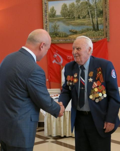 Ты же выжил, солдат! Хоть сто раз умирал...