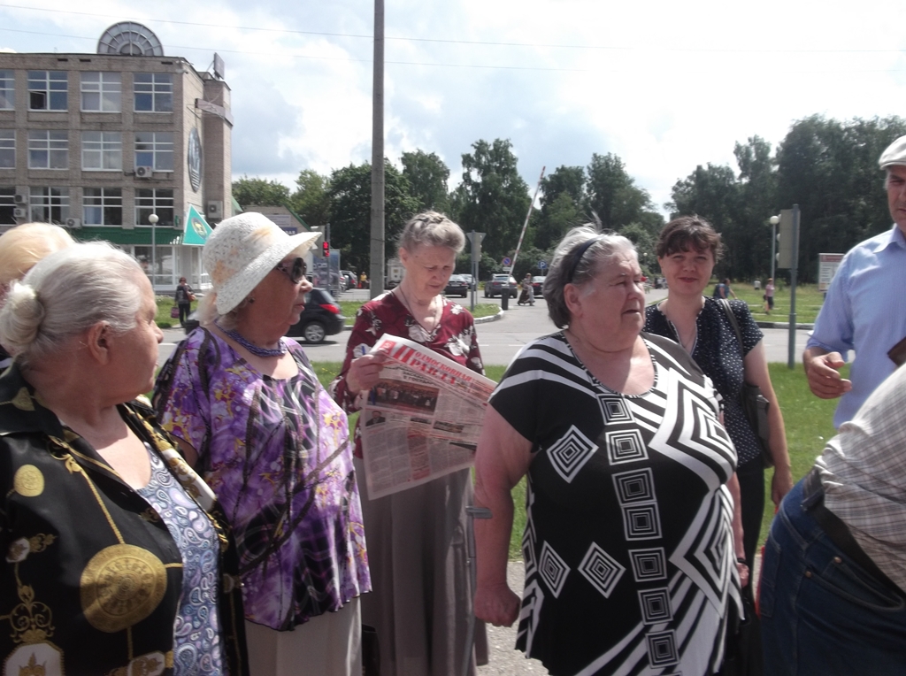 Черноголовка протестует: верните бесплатный проезд!