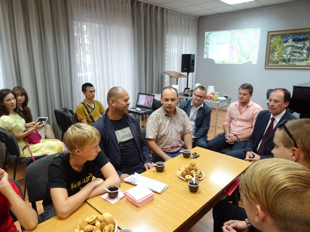 Сергиев Посад: «Красный десант» в библиотеке имени Горловского