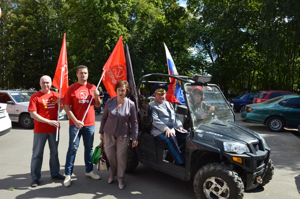 День Монино прошел под красными знаменами