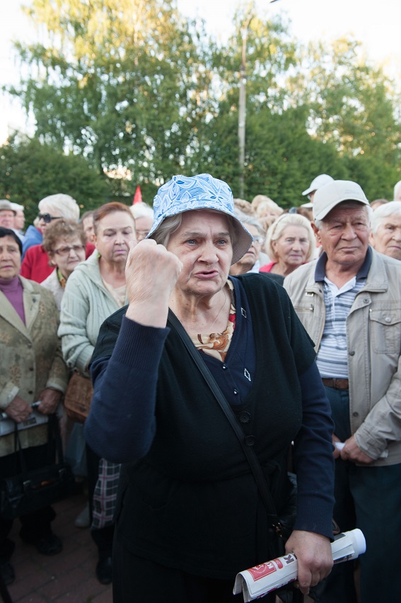 Одинцово: «Зачем нам депутаты, которые не хотят нас защищать»