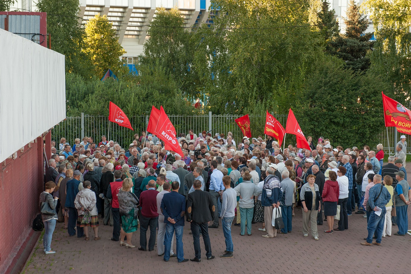 Одинцово: «Зачем нам депутаты, которые не хотят нас защищать»